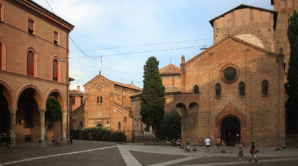 Veduta_dell'abbazia_di_Santo_Stefano,_Bologna